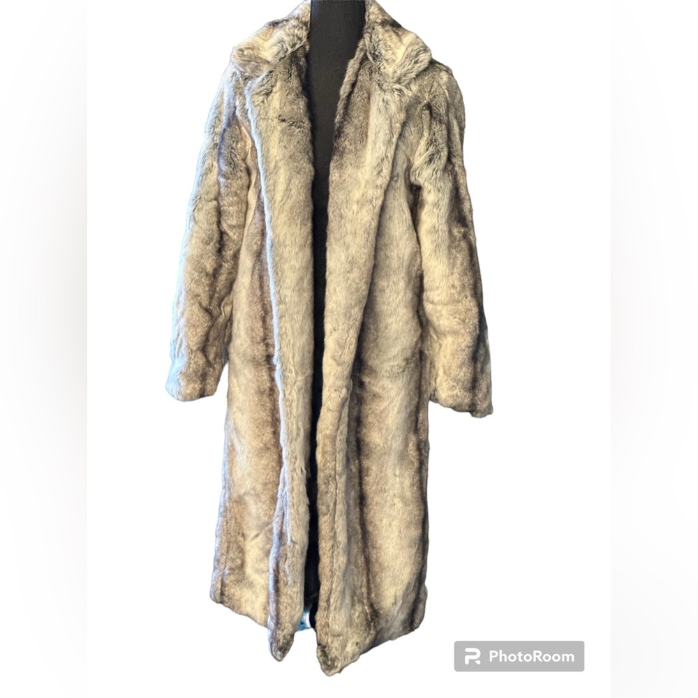 Stunning gray long faux fur jacket coat size M